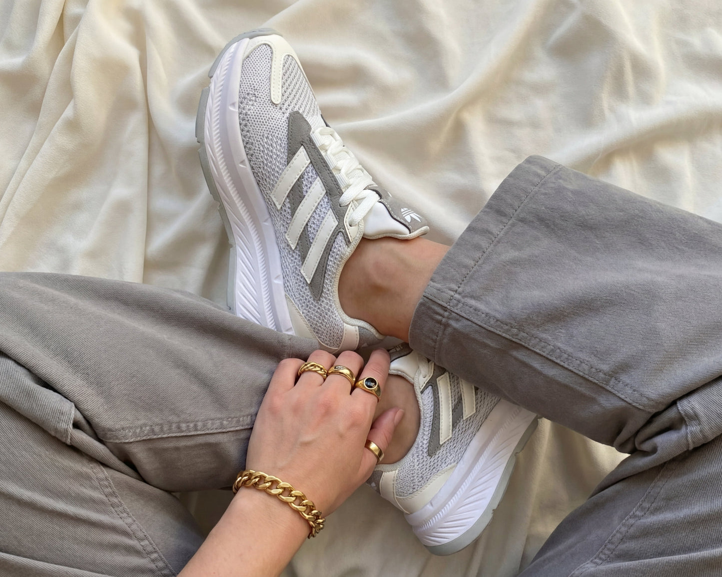 Mirror -High Eva White