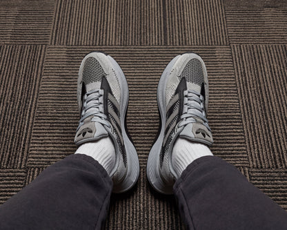Mirror-Breathable Light Grey