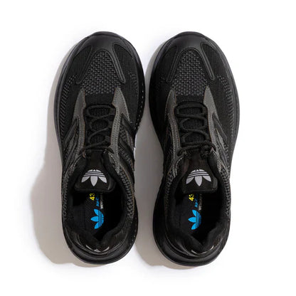 Mirror-Breathable Hard Black